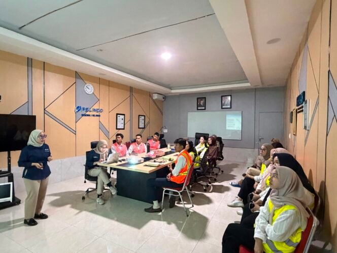 
					Pelindo Regional 1 Belawan Kenalkan Ekosistem Kepelabuhanan kepada Mahasiswa Magang
