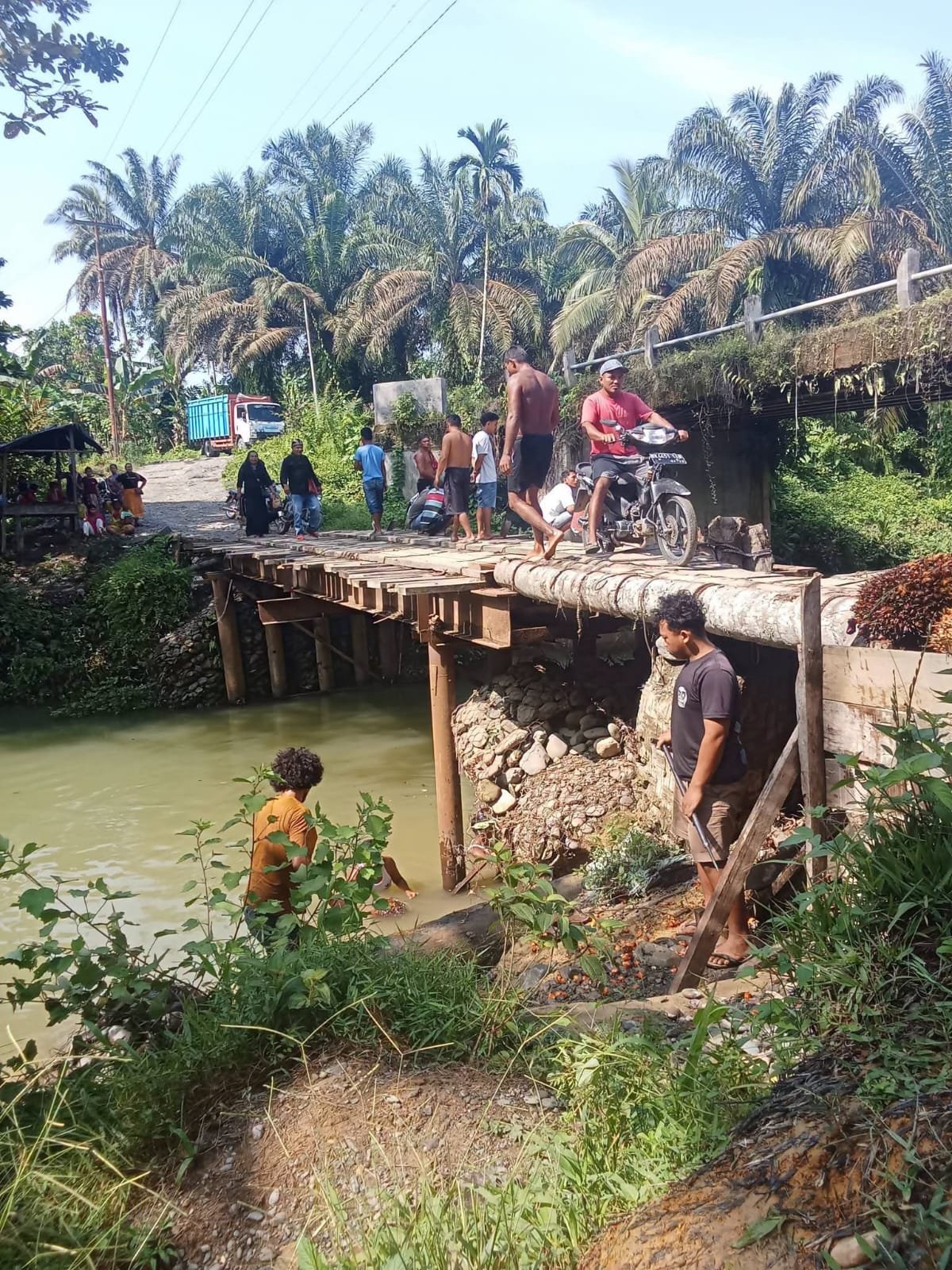 Jembatan Sei Musam Rusak Parah, Warga Tagih Janji Perbaikan Pemerintah