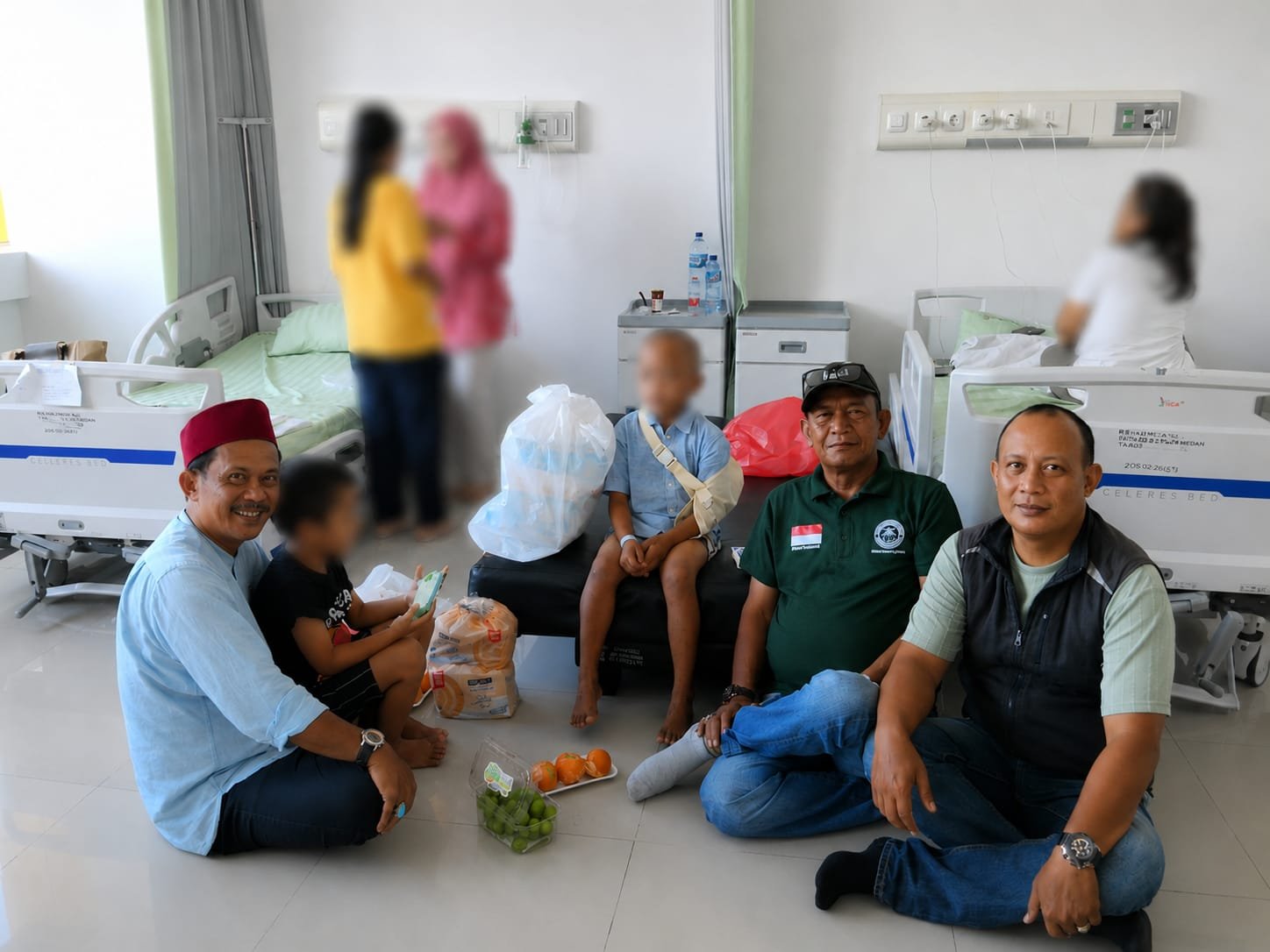 Komnas PA Diwakili LPA Deli Serdang Jenguk Anak Korban Kekerasan Asal Dairi di RS Haji Medan