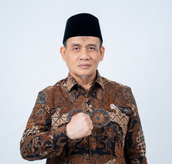
					Wamenag RI Respons Soal The Sounds Project: Jangan Jadikan Agama Sebagai Komoditi, Imbau Masyarakat Tenang dan Kawal Proses Hukum