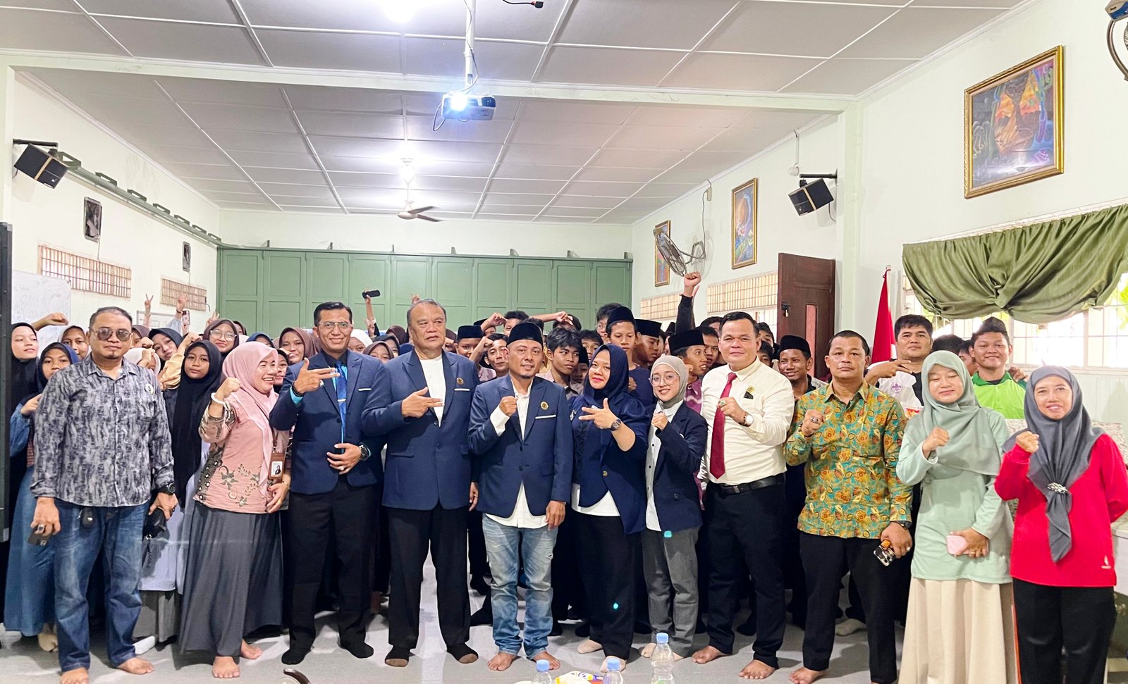 LBH Amanat Nasional “Masuk Sekolah”, 250 Siswa SMA Nurul Iman Dibekali Pemahaman UU ITE