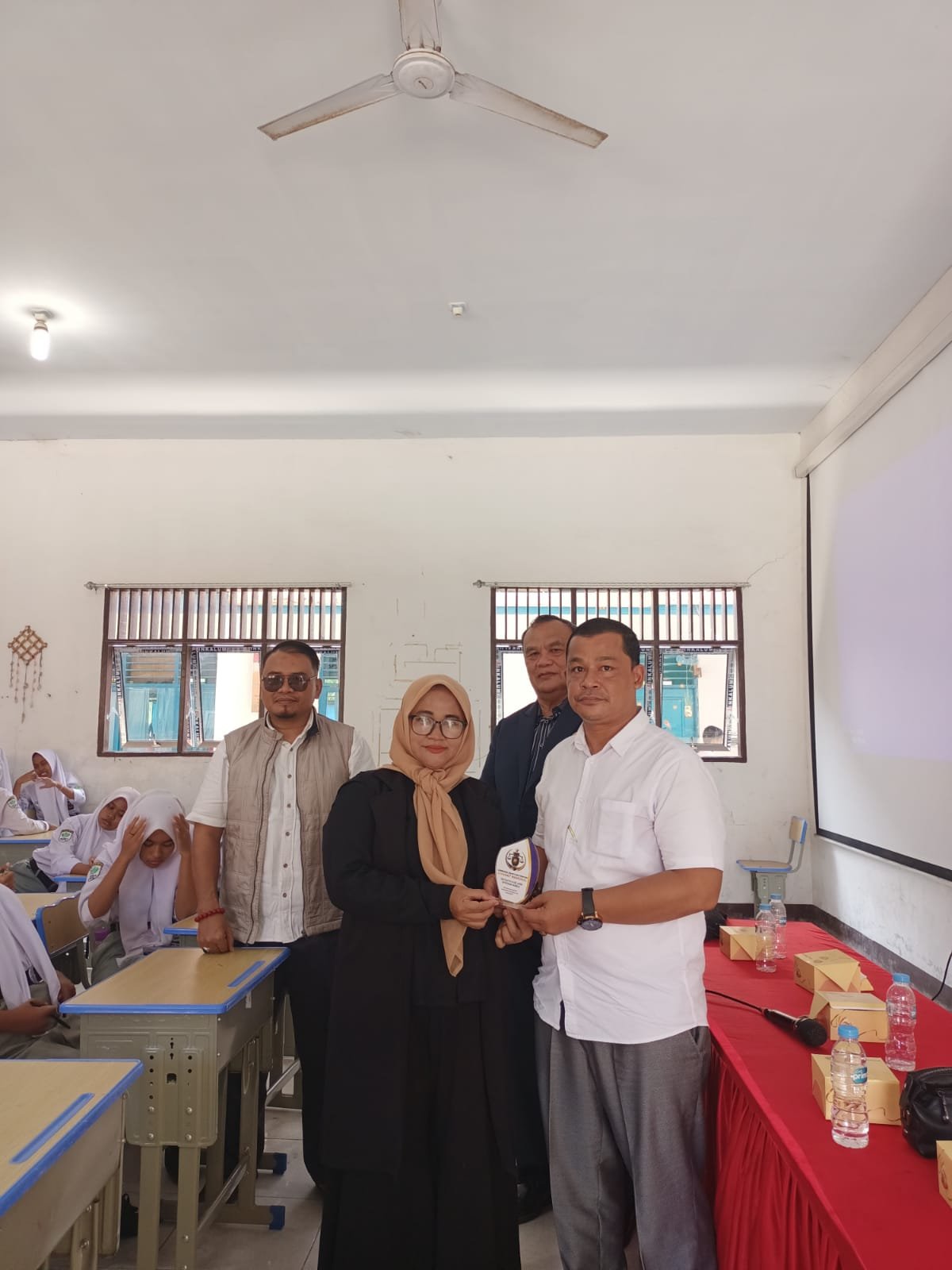 LBH Amanat Nasional Edukasi UUD ITE 454 Siswa SMK PAB 12 Saentis, Bahaya Bullying Jadi Sorotan