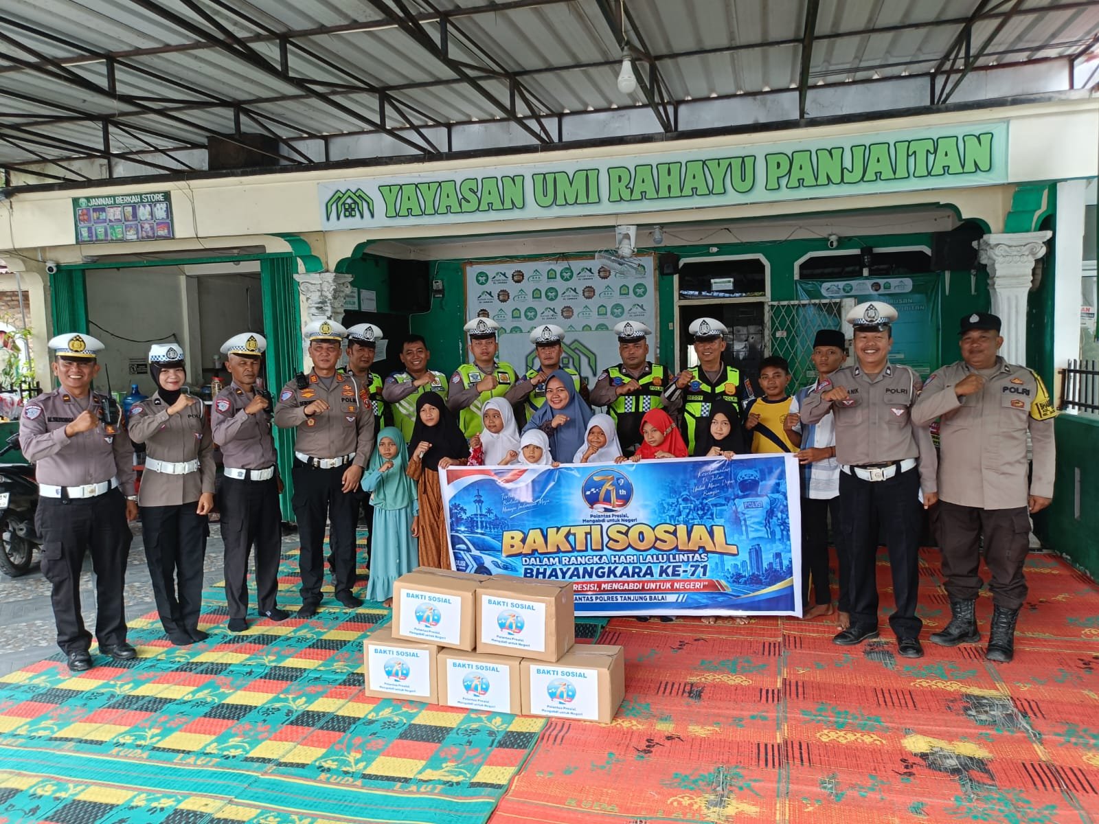 Sambut Hari Lantas ke-71, Satlantas Polres Tanjungbalai Salurkan Bantuan Sembako ke Panti Asuhan dan Warga