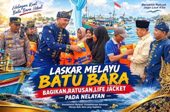 Laskar Melayu Batu Bara Bagikan Ratusan Life Jacket pada Nelayan
